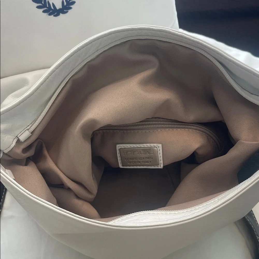 White Leather Innue genuine leather Women’s Bag